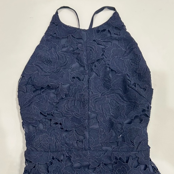 NWT Lauren Nicole What a Doll Dress Navy crochet Floral Lace Halter Mini Dress S - Picture 5 of 12